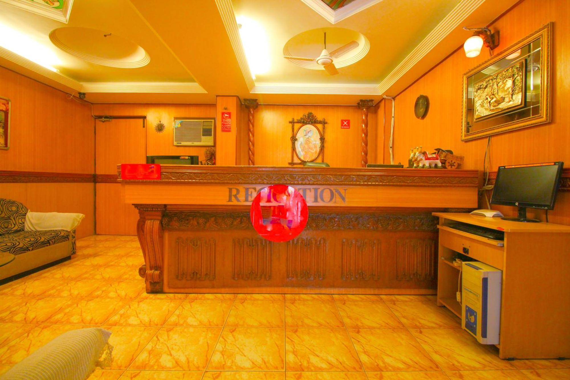 Hotel Upasana Radźkot Zewnętrze zdjęcie